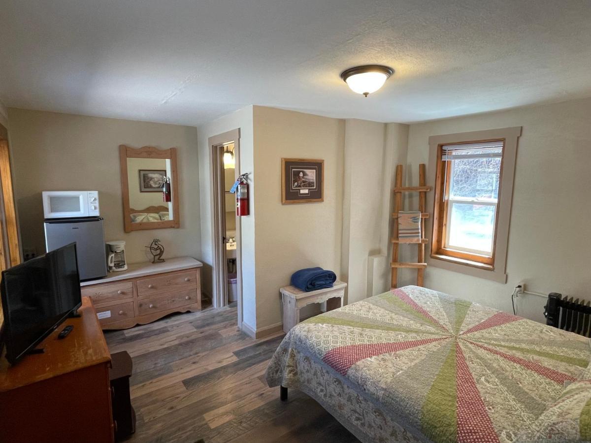 Stoney River Lodge Drake Room photo